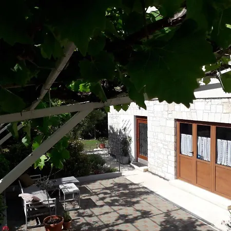 Apartments Ana And Vesna Pula Exterior photo